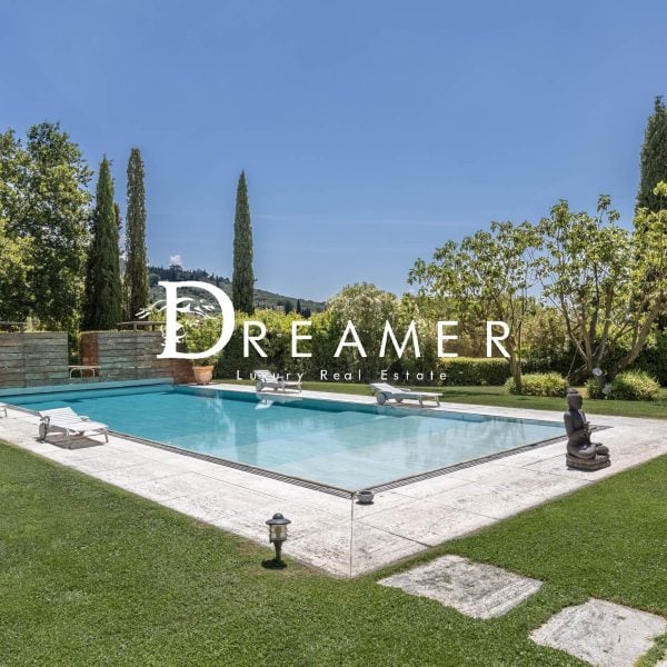 Elegant Estate with Pool in Arezzo-1_494346