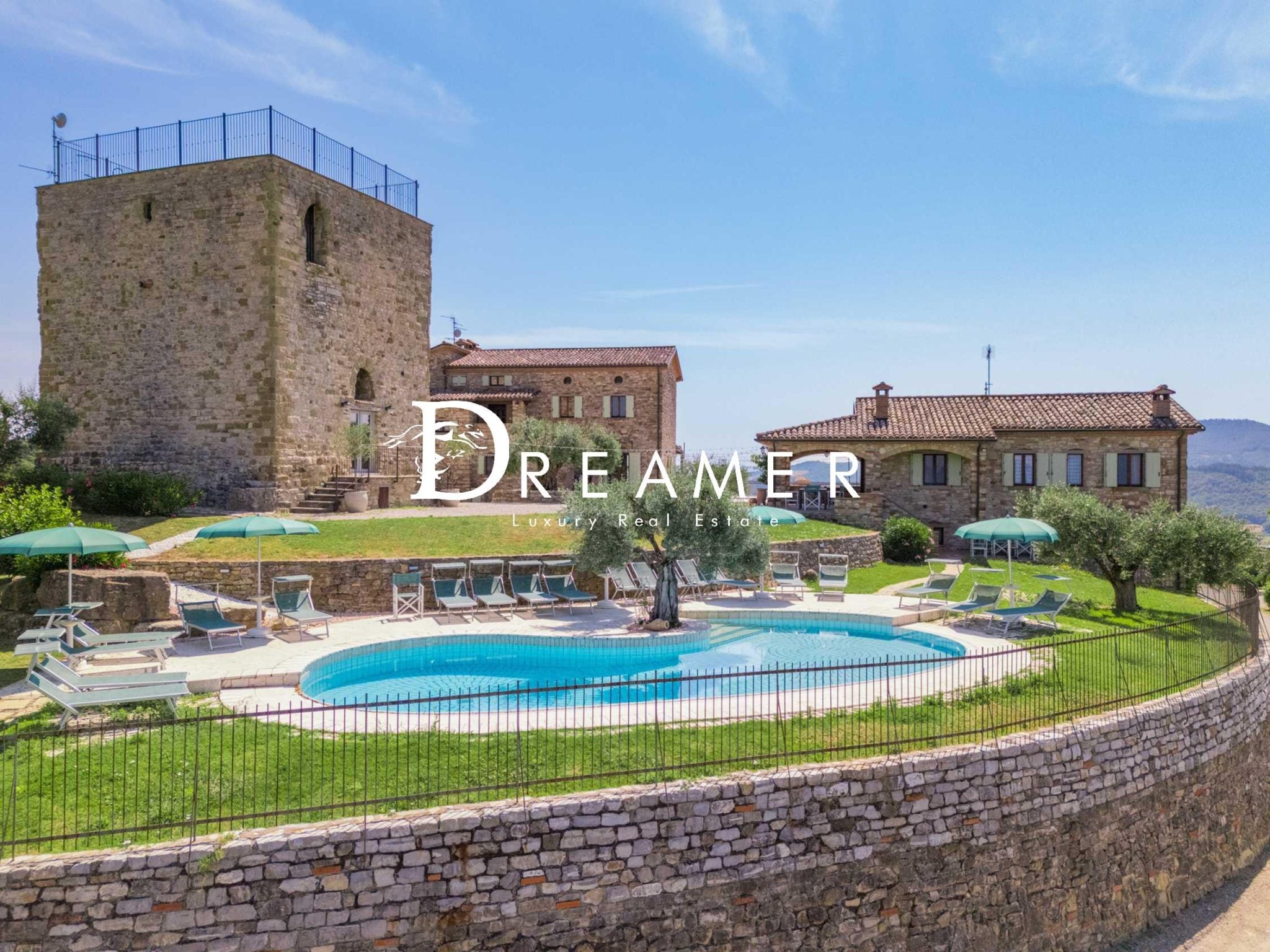 Relais with Pool and Tennis Court in Umbria-26_498483