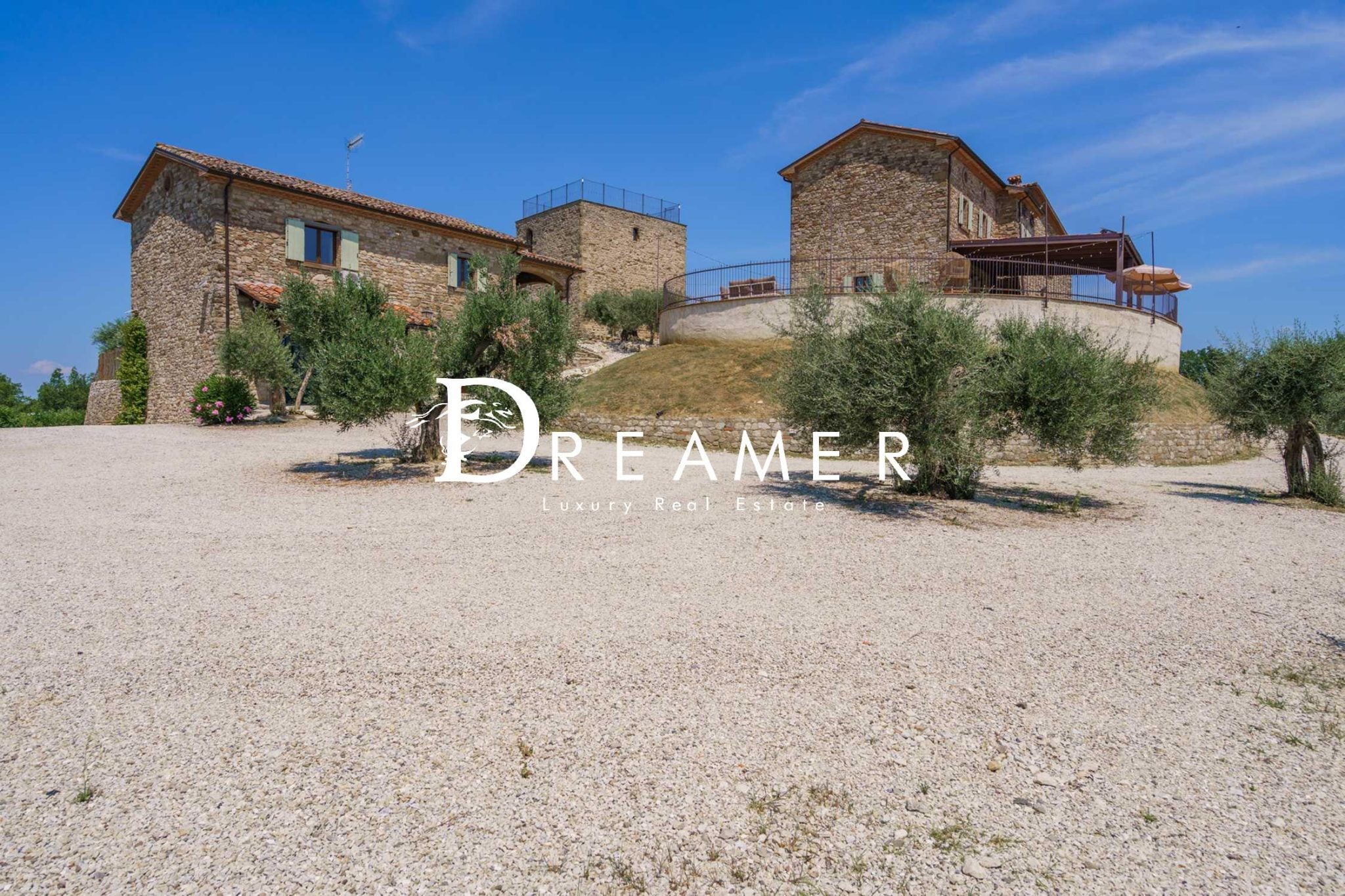Relais with Pool and Tennis Court in Umbria-29_498425