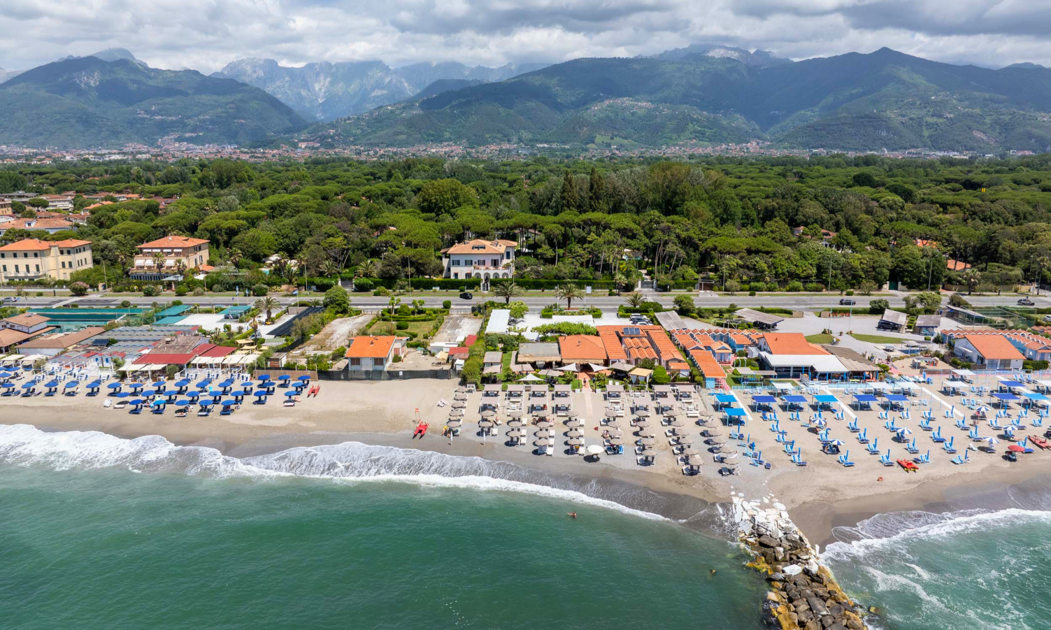 Beachfront Villa in Forte dei Marmi