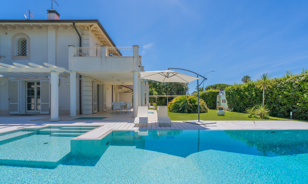 Investing in Forte dei Marmi