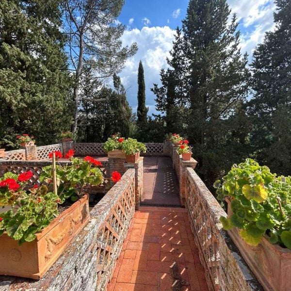 Charming Villa with Vineyards in the Hills of Florence-5_502481