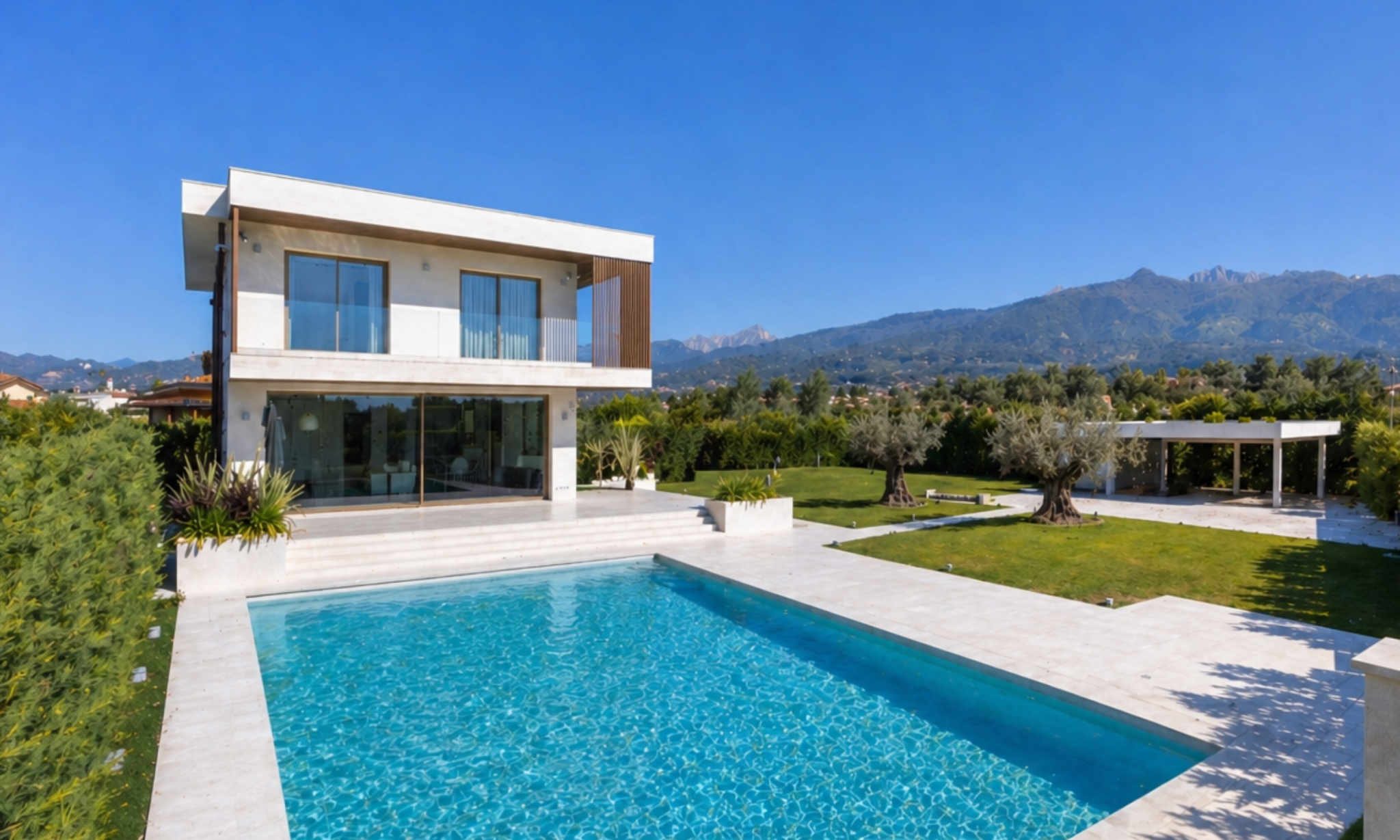 Modern Villa with Pool in Forte dei Marmi
