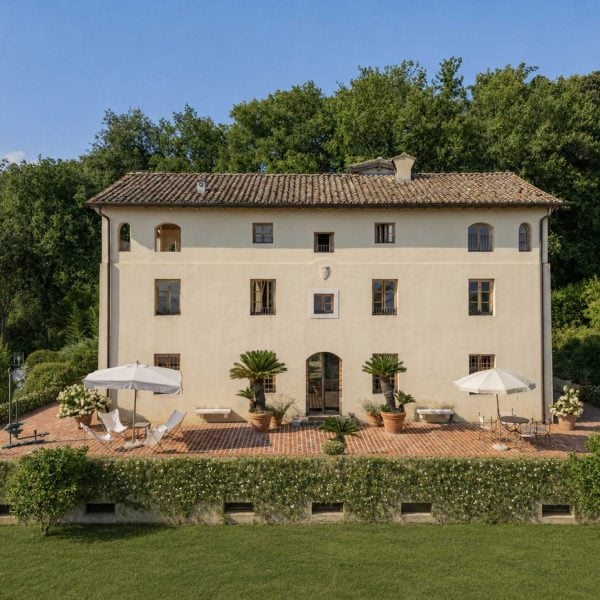 Farmhouse with Garden in Lucca-40_517223