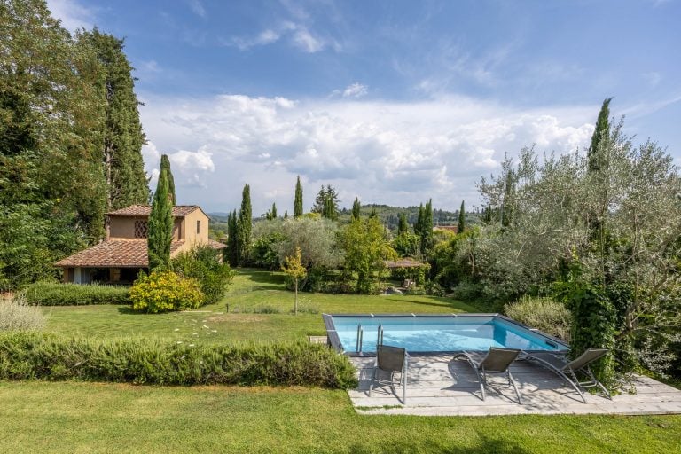 518380-_prod_persistent_dcdfe42d-aa1d-48b1-822d-a67d8beb4dce_Villa-for-sale-Florence-9870