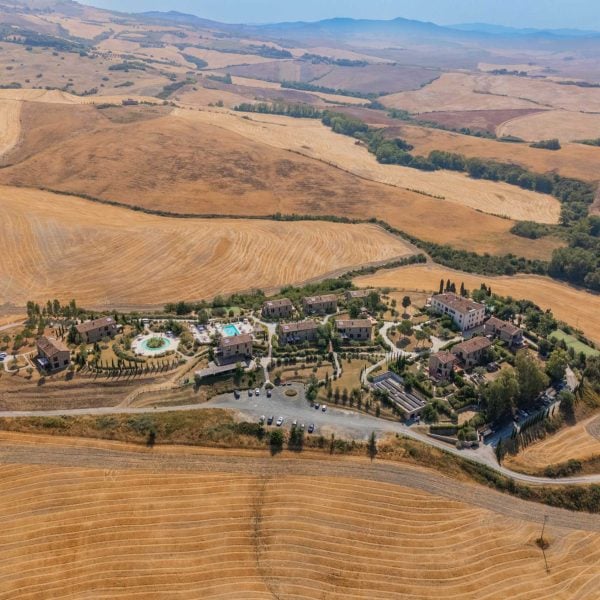 Magnificent Village with Tennis Court and Swimming Pools-58_518196