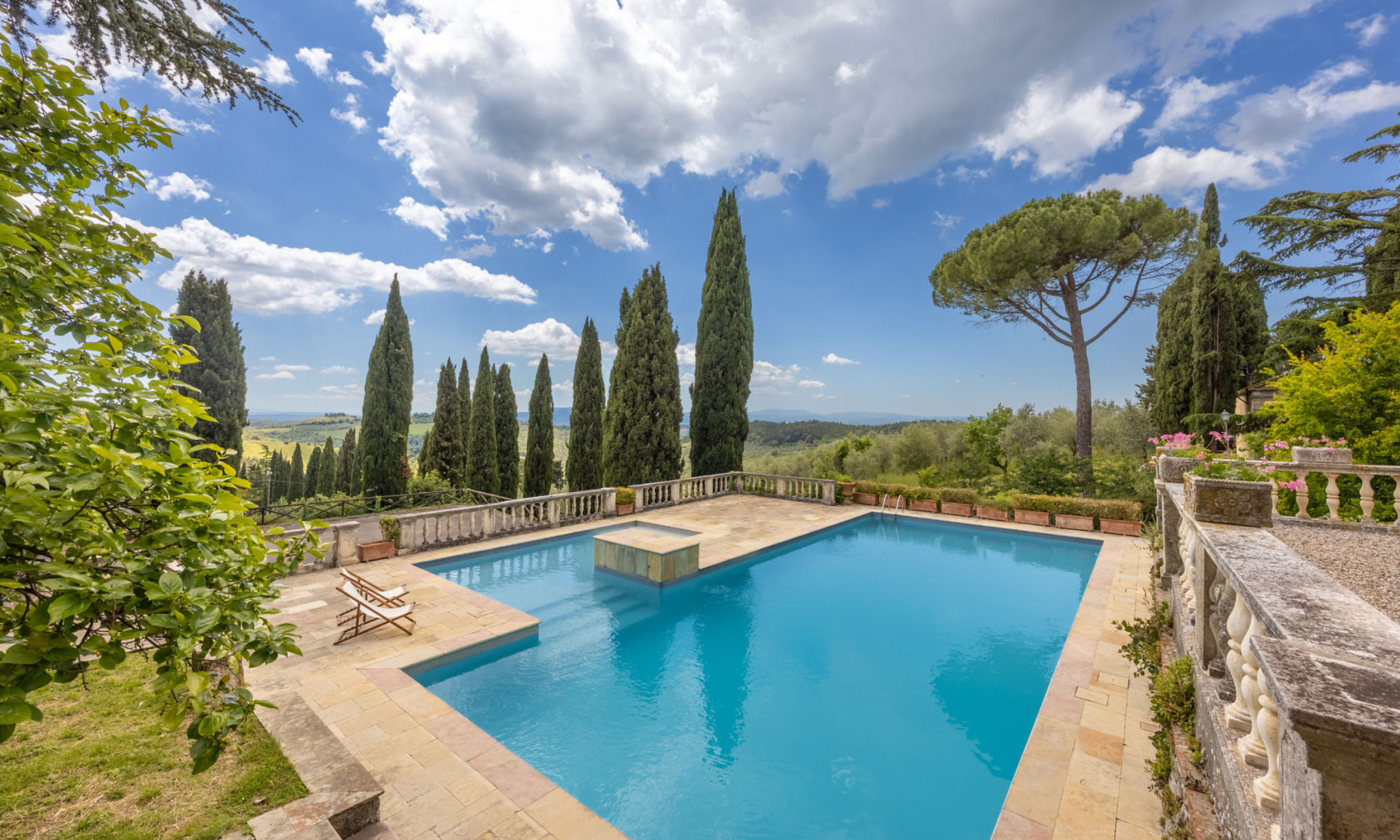 tenuta storica con piscina in vendita in chianti