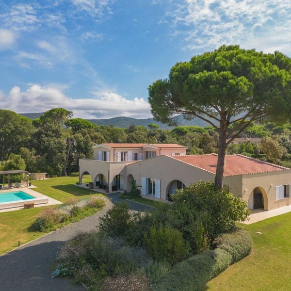Splendid Villa with Pool in Punta Ala-0_539970