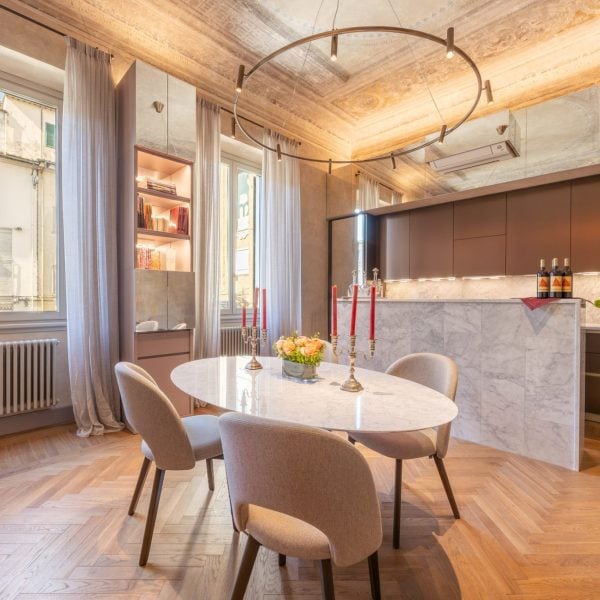 Renovated Apartment in the Historic Center of Florence-1_450136