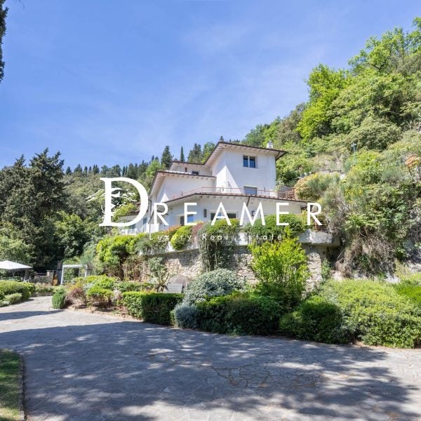 Prestigious Villa with Panoramic View of Florence-1_462410